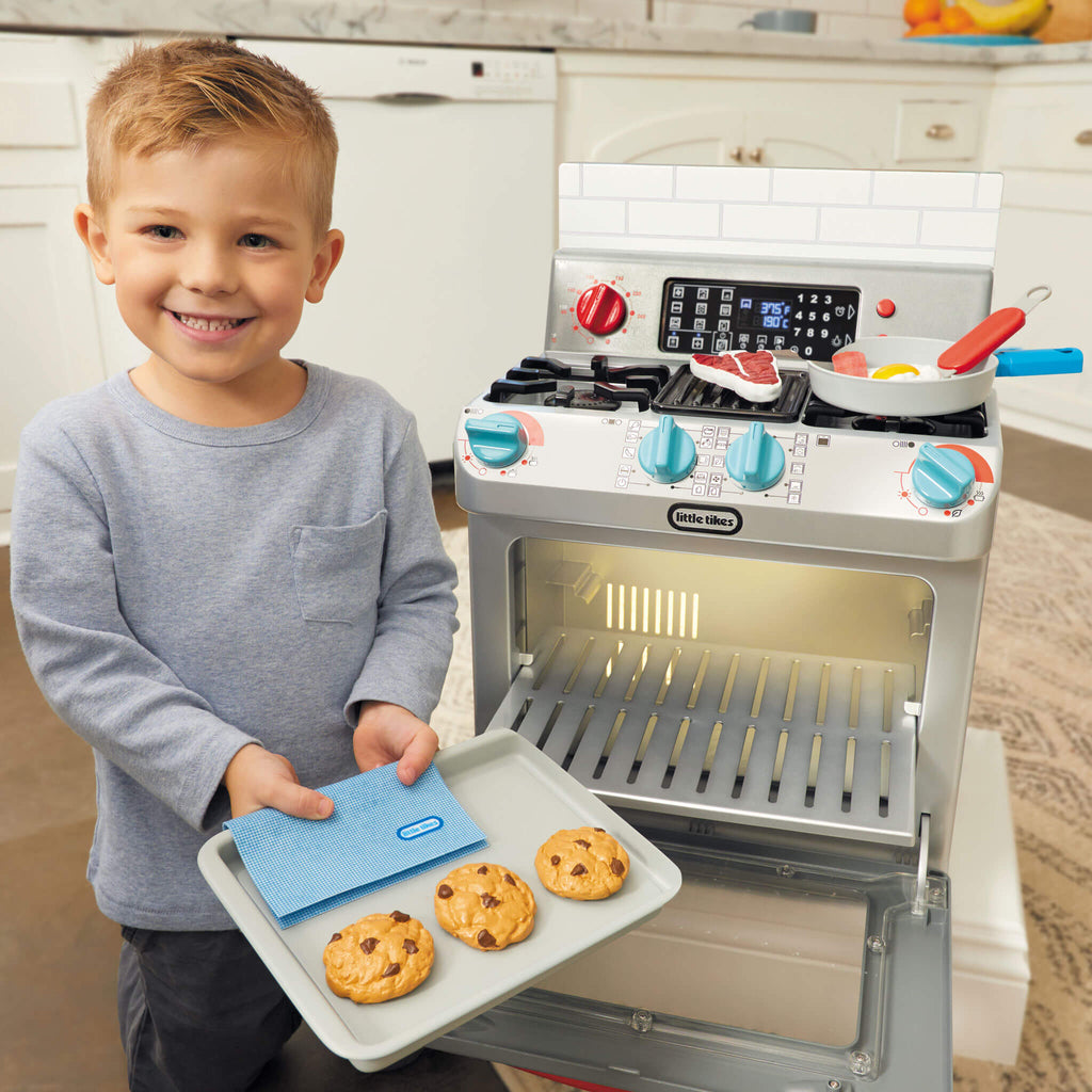 First Oven - Official Little Tikes Website